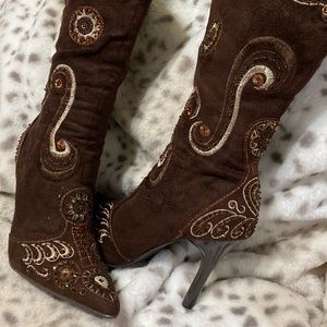 Mid calf brown velvety beaded boots. Size 6